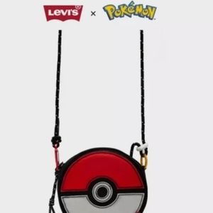 ⚡RARE⚡ LEVI’S x POKÉMON Pokeball Crossbody BAG *NEW W/TAGS*